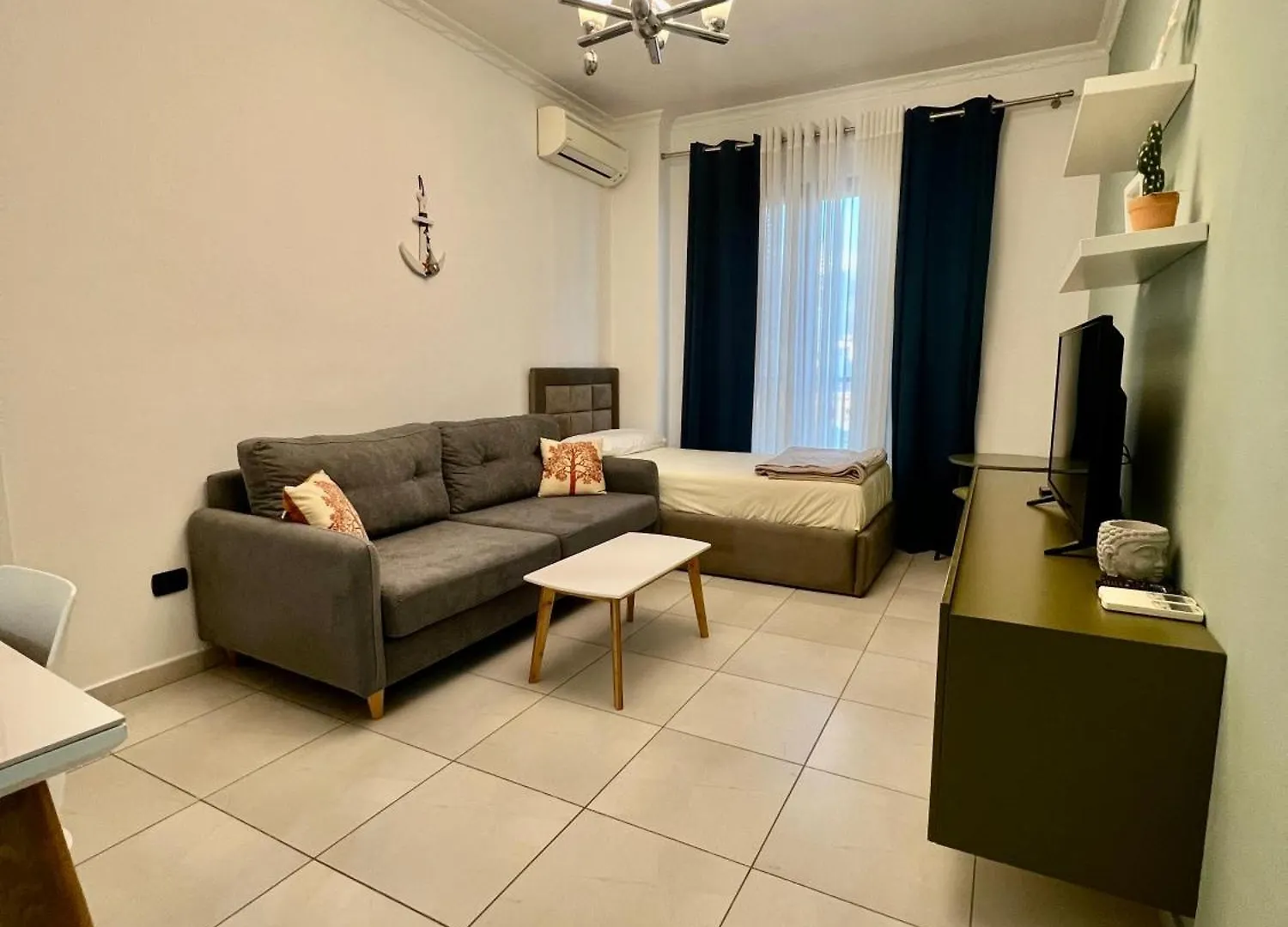 Apartment Downtown Grand Comfort Tirana